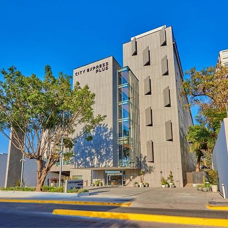 City Express Plus By Marriott Guadalajara Providencia 외부 사진